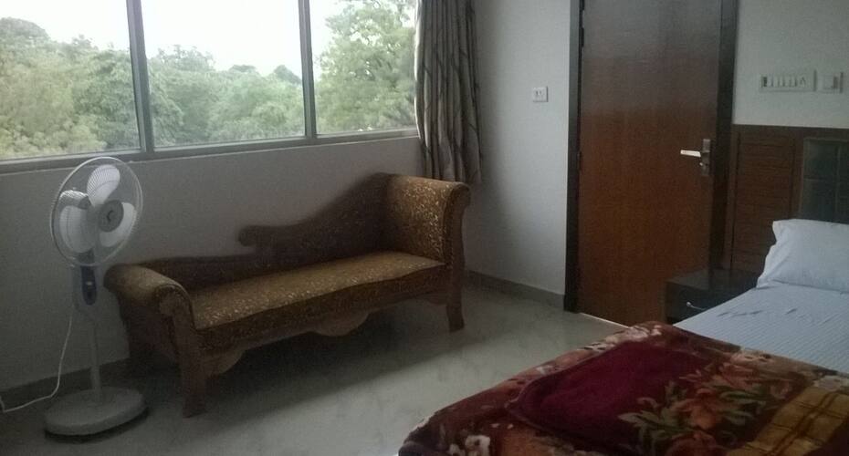 Hotel Shiva, Bodhgaya 4